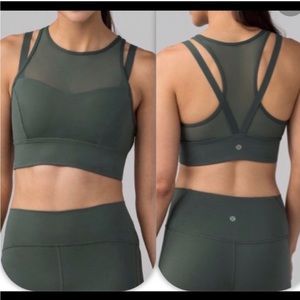 Lululemon ‘Sunsetter’ bra, forest green, size 4.